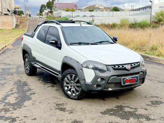 FIAT STRADA 1.8 MPI ADVENTURE CD 16V FLEX 3P MANUAL FIAT STRADA 1.8 MPI ADVENTURE CD 16V FLEX 3P MANUAL